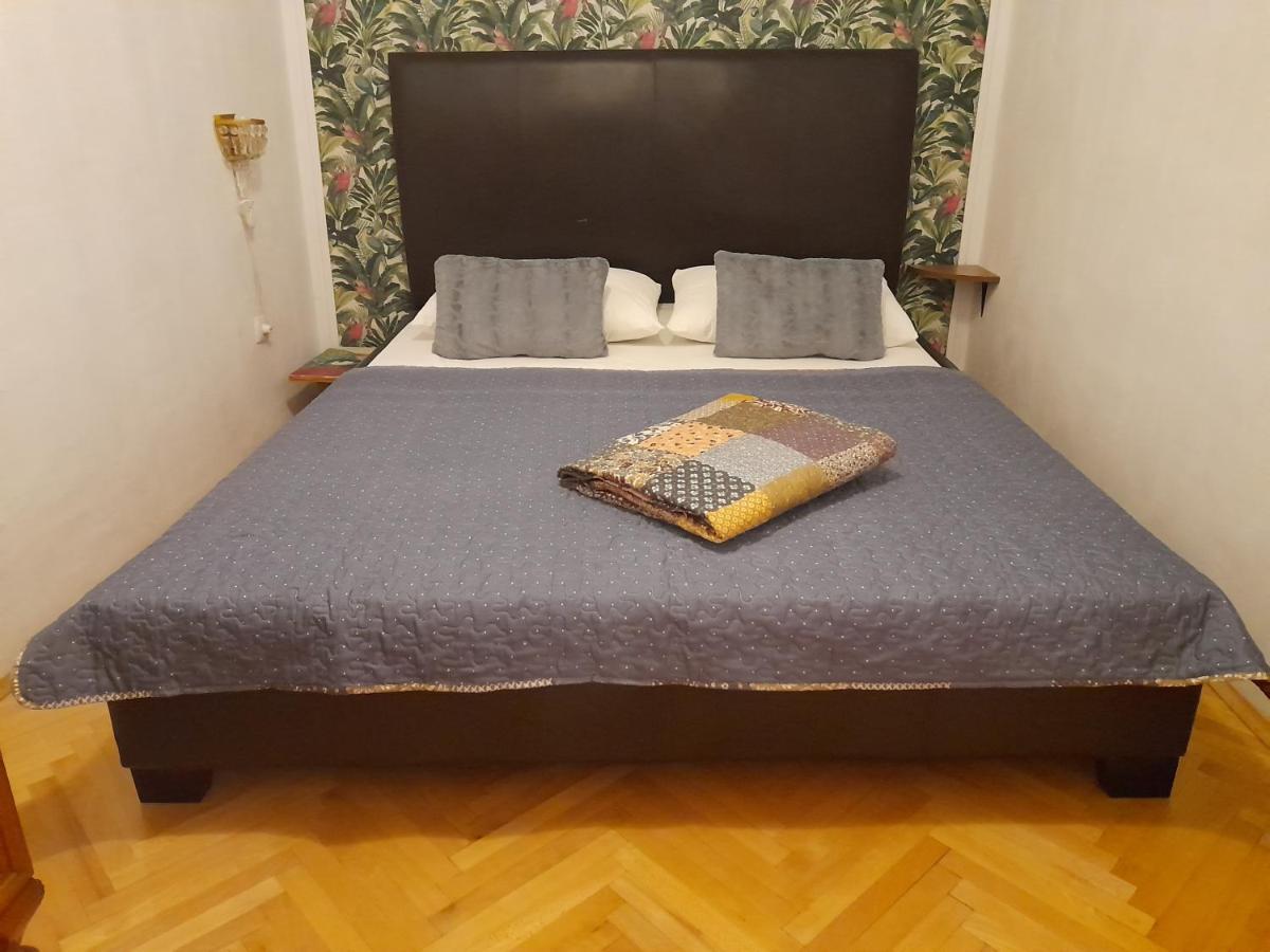 Appartamento Two Bells Šibenik Esterno foto