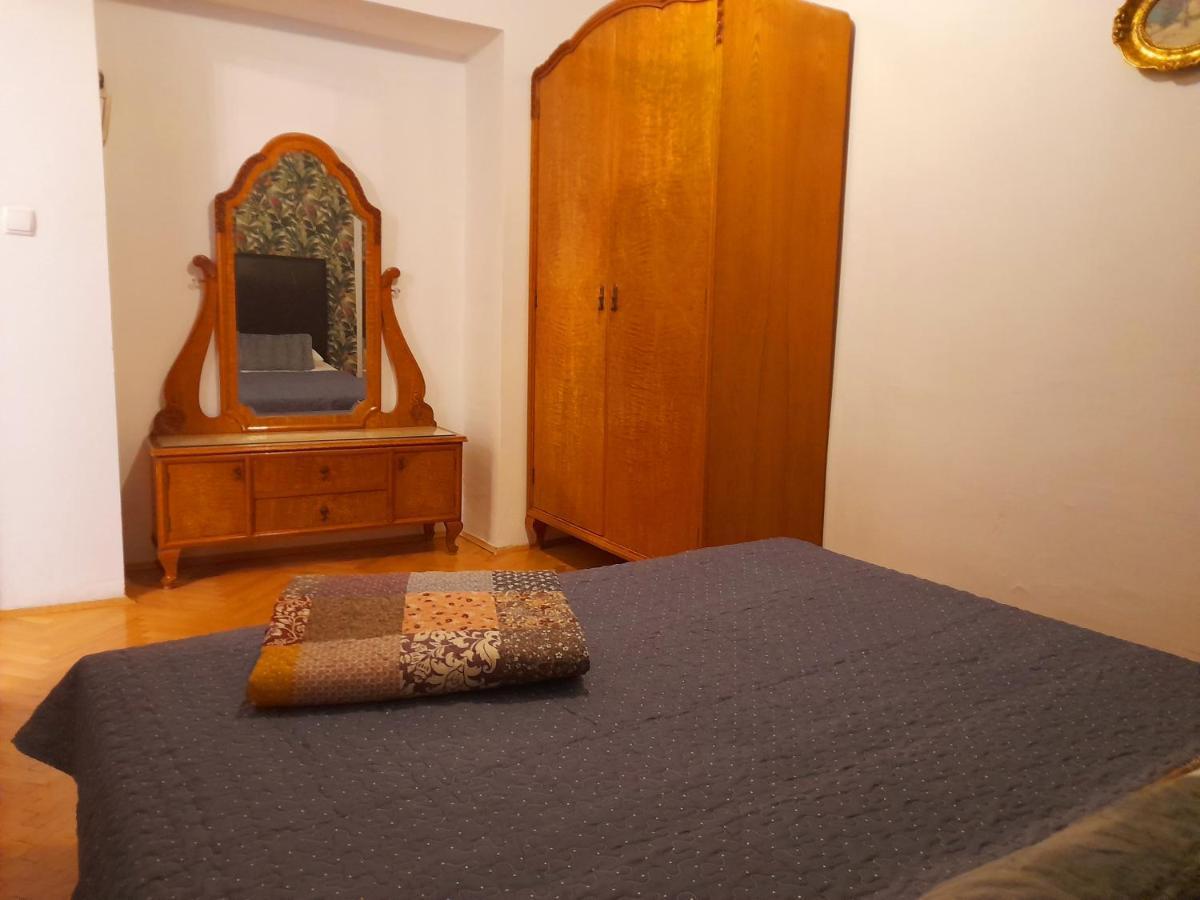 Appartamento Two Bells Šibenik Esterno foto